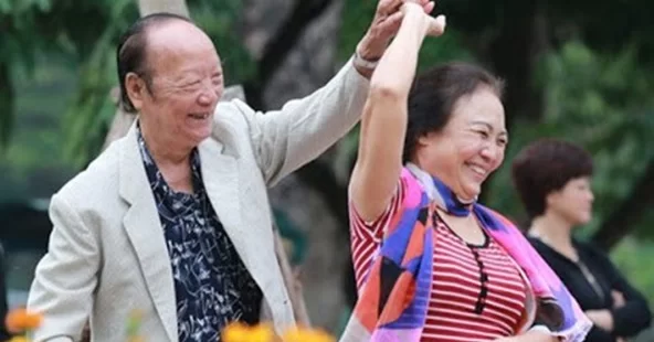 Em ơi mình chưa già đâu!